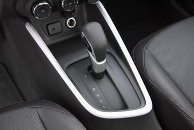 2022款 Redline 325T 自动欣耀版-内饰-图片-有驾