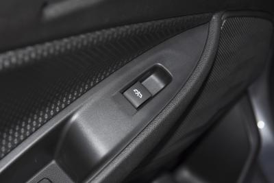 2022款 Redline 325T 自动欣耀版-内饰-图片-有驾