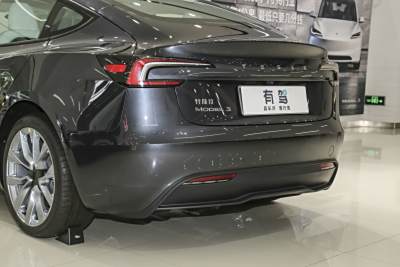 2025款 后轮驱动版-外观-图片-有驾