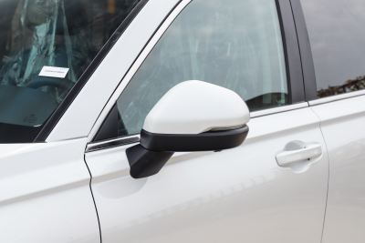 2026款 全球30年荣耀款 240TURBO 四驱臻享版-外观-图片-有驾