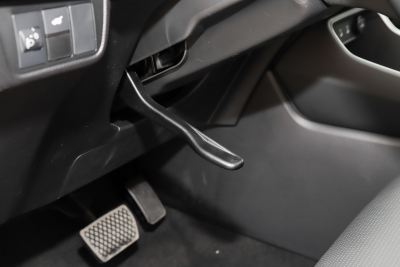 2026款 全球30年荣耀款 240TURBO 四驱臻享版-内饰-图片-有驾
