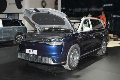 2026款 纯电 Ultimate 领世加长版 6座-外观-图片-有驾