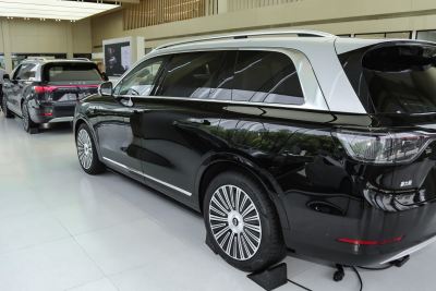 2025款 纯电 Ultra版 100kWh 6座版-外观-图片-有驾