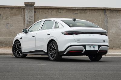 2025款 EV 545KM旗舰型-外观-图片-有驾