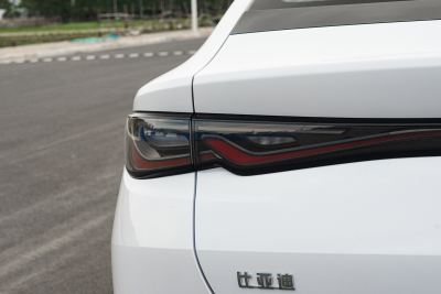 2025款 EV 545KM旗舰型-外观-图片-有驾