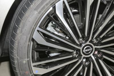 2026款 鸿蒙座舱 2.0T 旗舰版-外观-图片-有驾