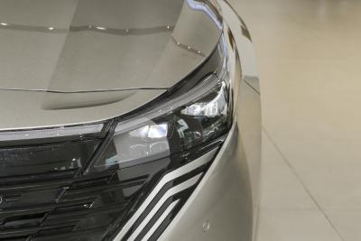 2026款 鸿蒙座舱 2.0T 旗舰版-外观-图片-有驾