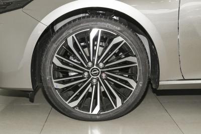 2026款 鸿蒙座舱 2.0T 旗舰版-外观-图片-有驾