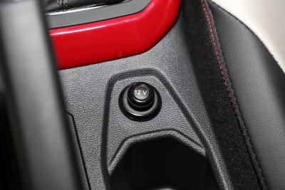 2023款 改款 Plus 1.5L 自动潮酷智尊版-内饰-图片-有驾