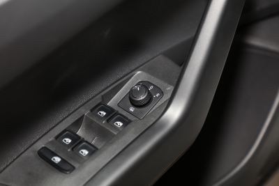 2023款 改款 Plus 1.5L 自动潮酷智尊版-内饰-图片-有驾