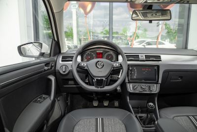 2021款 1.5L 手动舒适版-内饰-图片-有驾