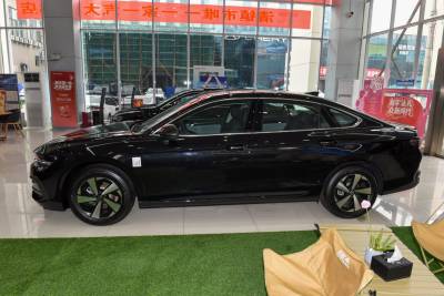 2026款  300TSI 尊享版-外观-图片-有驾