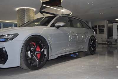 2025款  RS 6 4.0T Avant performance-外观-图片-有驾