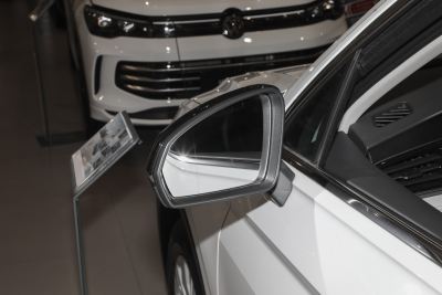 2024款 出众款 330TSI 自动两驱龙腾版-外观-图片-有驾