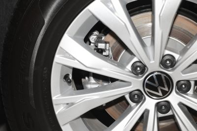 2024款 出众款 330TSI 自动两驱龙腾版-外观-图片-有驾