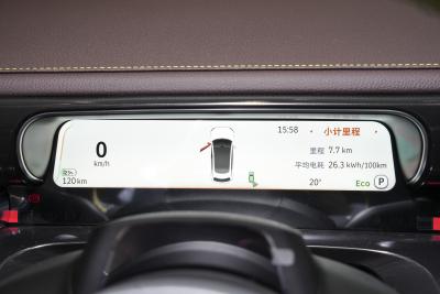 2024款 型动四驱版-内饰-图片-有驾