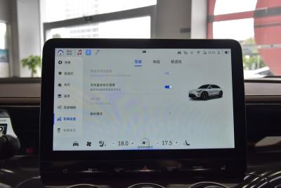 2024款 型动四驱版-内饰-图片-有驾
