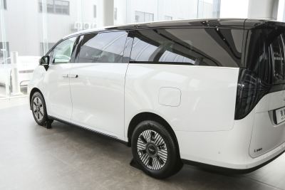 2025款 570km卓越版-外观-图片-有驾
