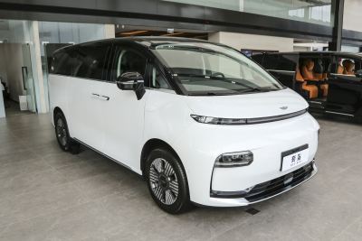 2025款 570km卓越版-外观-图片-有驾