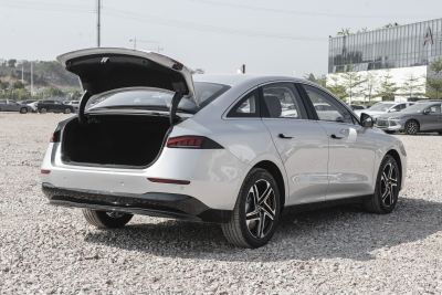 2025款 EV 510km 后驱领航版-空间-图片-有驾