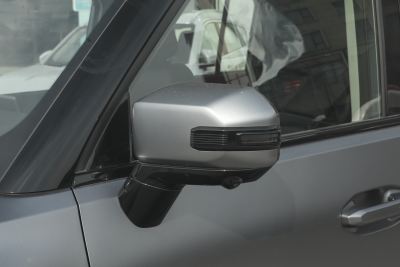 2025款 206km XWD 穿越加长版 7座-外观-图片-有驾