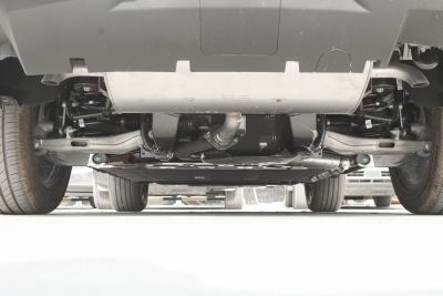 2025款 206km XWD 穿越加长版 7座-外观-图片-有驾