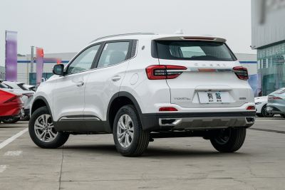 2025款 1.5L 手动卓越版-外观-图片-有驾