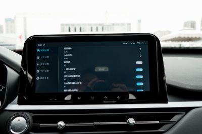 2025款 1.5L 手动卓越版-内饰-图片-有驾