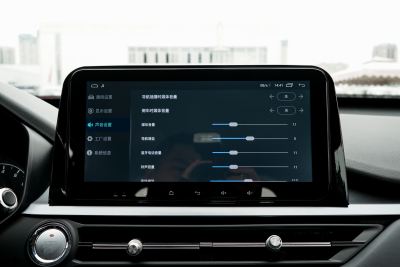 2025款 1.5L 手动卓越版-内饰-图片-有驾
