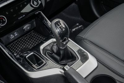 2025款 1.5L 手动卓越版-内饰-图片-有驾