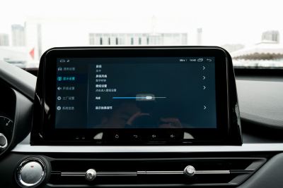 2025款 1.5L 手动卓越版-内饰-图片-有驾