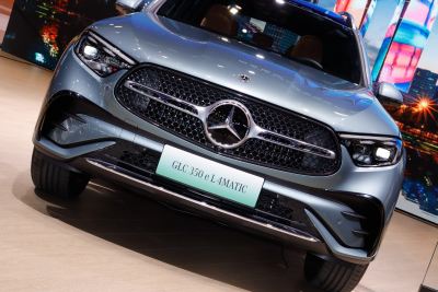 2025款 350 e L 4MATIC 典藏版-外观-图片-有驾