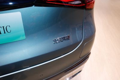 2025款 350 e L 4MATIC 典藏版-外观-图片-有驾