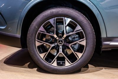 2025款 350 e L 4MATIC 典藏版-外观-图片-有驾