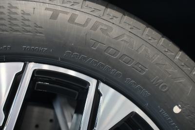 2025款 350 e L 4MATIC 典藏版-外观-图片-有驾