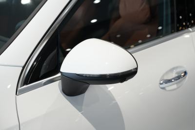 2025款 350 e L 4MATIC 典藏版-外观-图片-有驾