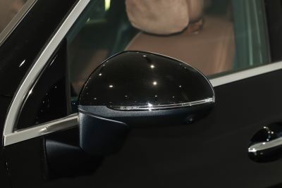 2025款 350 e L 4MATIC 典藏版-外观-图片-有驾