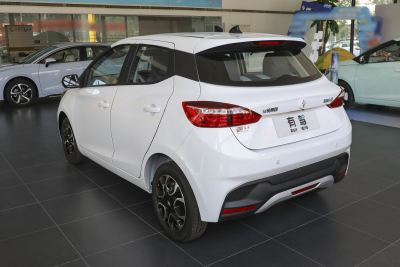 2025款 Plus 330KM豪华型-外观-图片-有驾