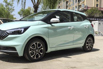 2025款 Plus 330KM豪华型-外观-图片-有驾