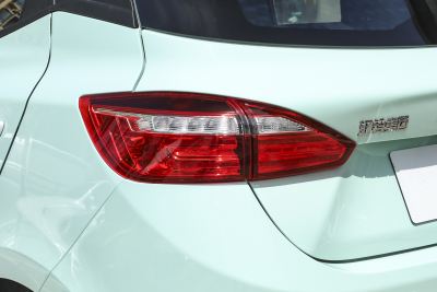 2025款 Plus 330KM豪华型-外观-图片-有驾