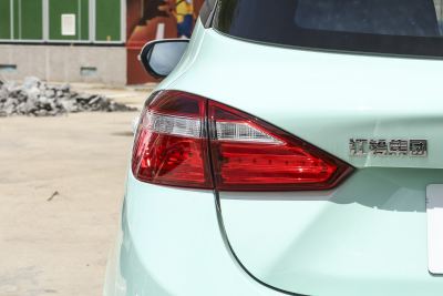 2025款 Plus 330KM豪华型-外观-图片-有驾