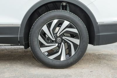 2026款 出众款 300TSI 自动两驱龙腾版-外观-图片-有驾