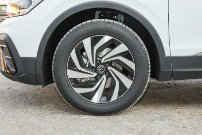 2026款 出众款 300TSI 自动两驱龙腾版-外观-图片-有驾