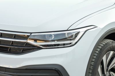 2026款 出众款 300TSI 自动两驱龙腾版-外观-图片-有驾