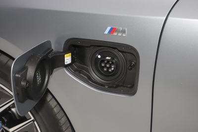 2025款 eDrive 40L M运动套装-外观-图片-有驾