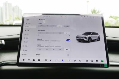 2025款 215旗舰型-内饰-图片-有驾