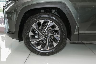 2021款 途胜L 1.5T DCT GLX精英版-外观-图片-有驾 2021款 途胜L 1.5T DCT GLX精英版-外观-图片-有驾