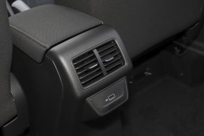 2024款 280TSI 自动先锋版-空间-图片-有驾