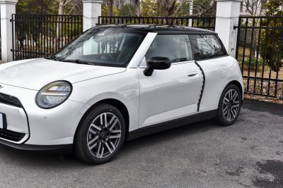 2025款 456km COOPER E 经典派-外观-图片-有驾