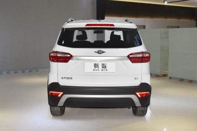 2022款 1.5L 手动标准型 7座-外观-图片-有驾